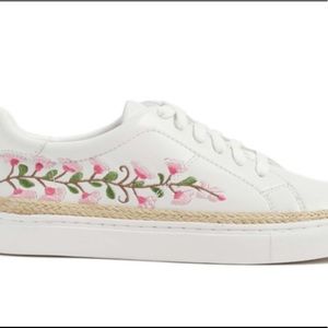 Caslon Perry Lea Embroidered Sneaker